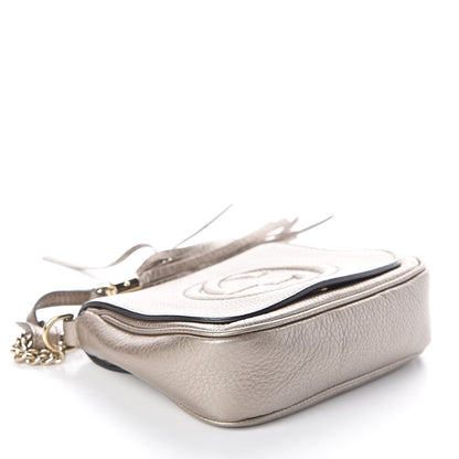 Gucci Metallic Pebbled Calfskin Small Soho Flap Crossbody Golden Beige 4 of 8
