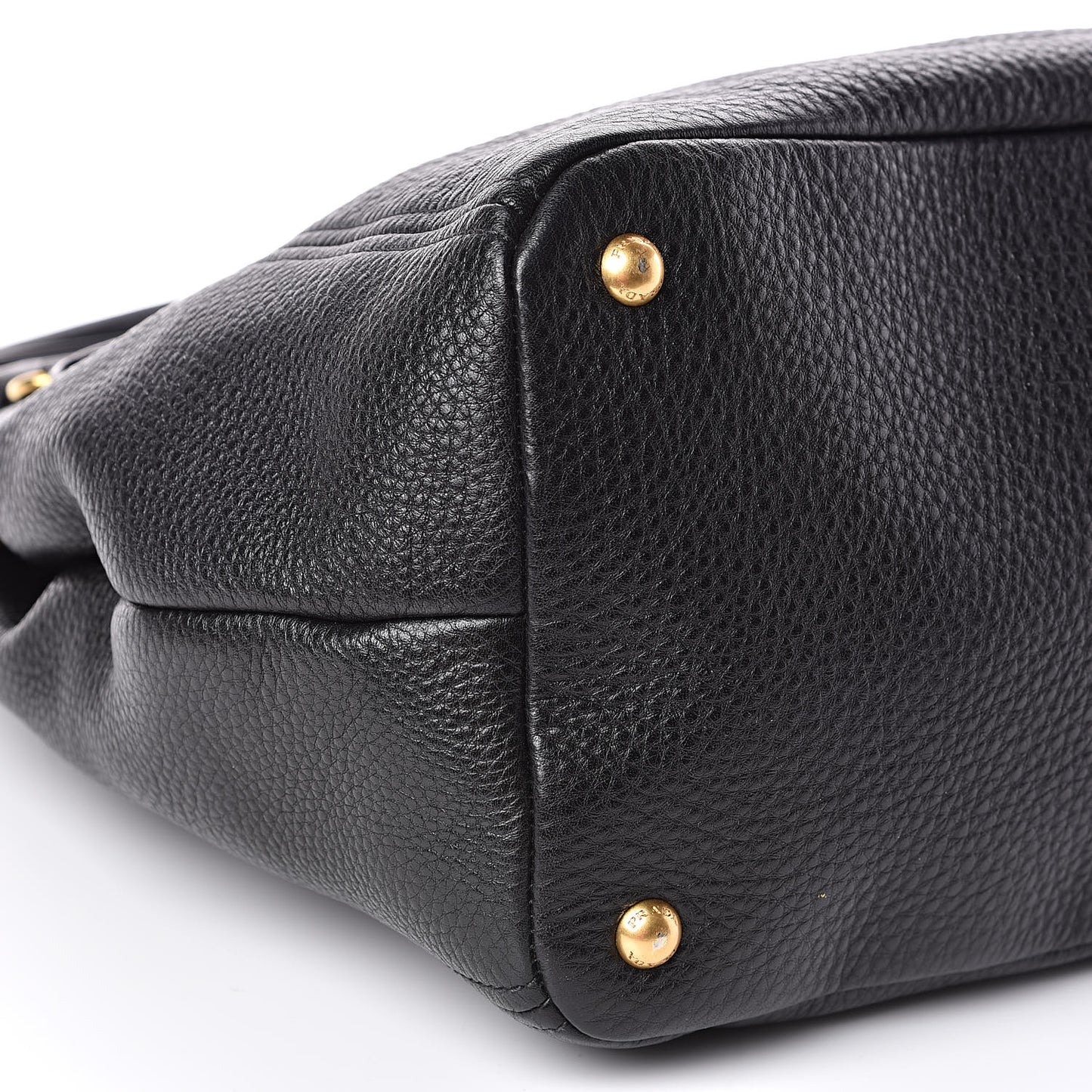 Vitello Daino Shoulder Bag Black