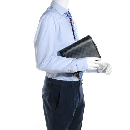 Louis Vuitton Damier Graphite Hanging Toiletry Kit 2 of 8