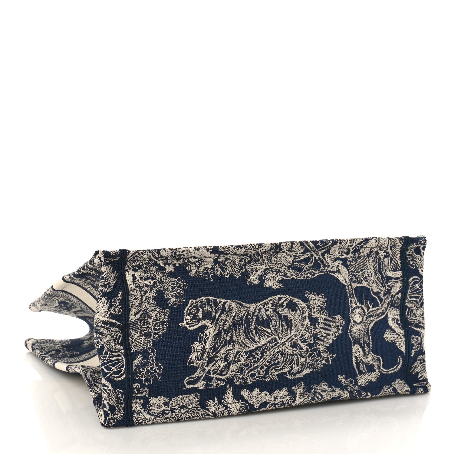 Christian Dior Canvas Embroidered Medium Dioriviera Toile De Jouy Reverse Book Tote Blue 4 of 9