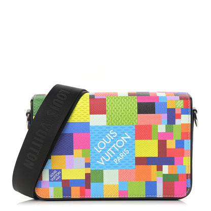 Louis Vuitton Damier Graphite 3D Studio Messenger Multicolor 1 of 7