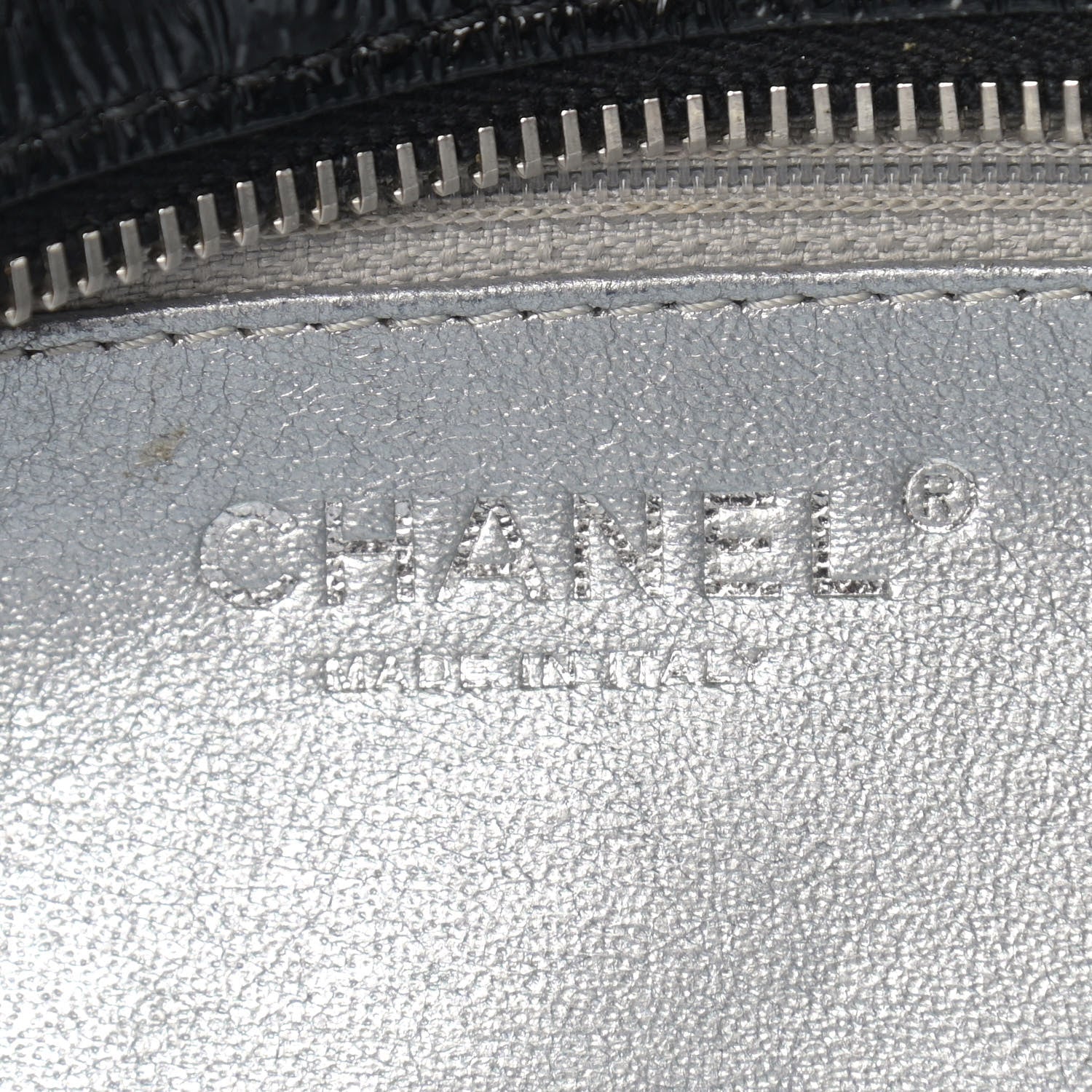 Chanel Patent Medium Luxe Ligne Bowler Black 6 of 12