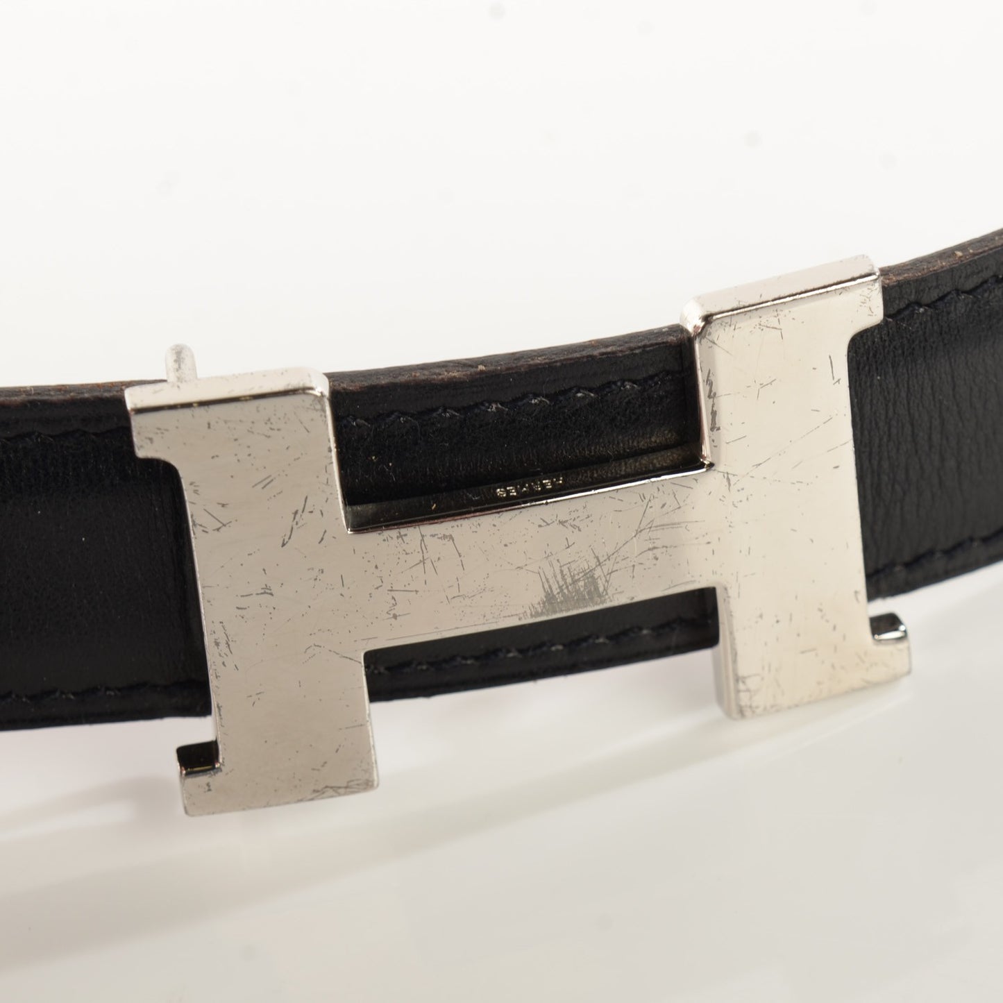 Box Courchevel 18mm H Belt 76 Noir Cognac