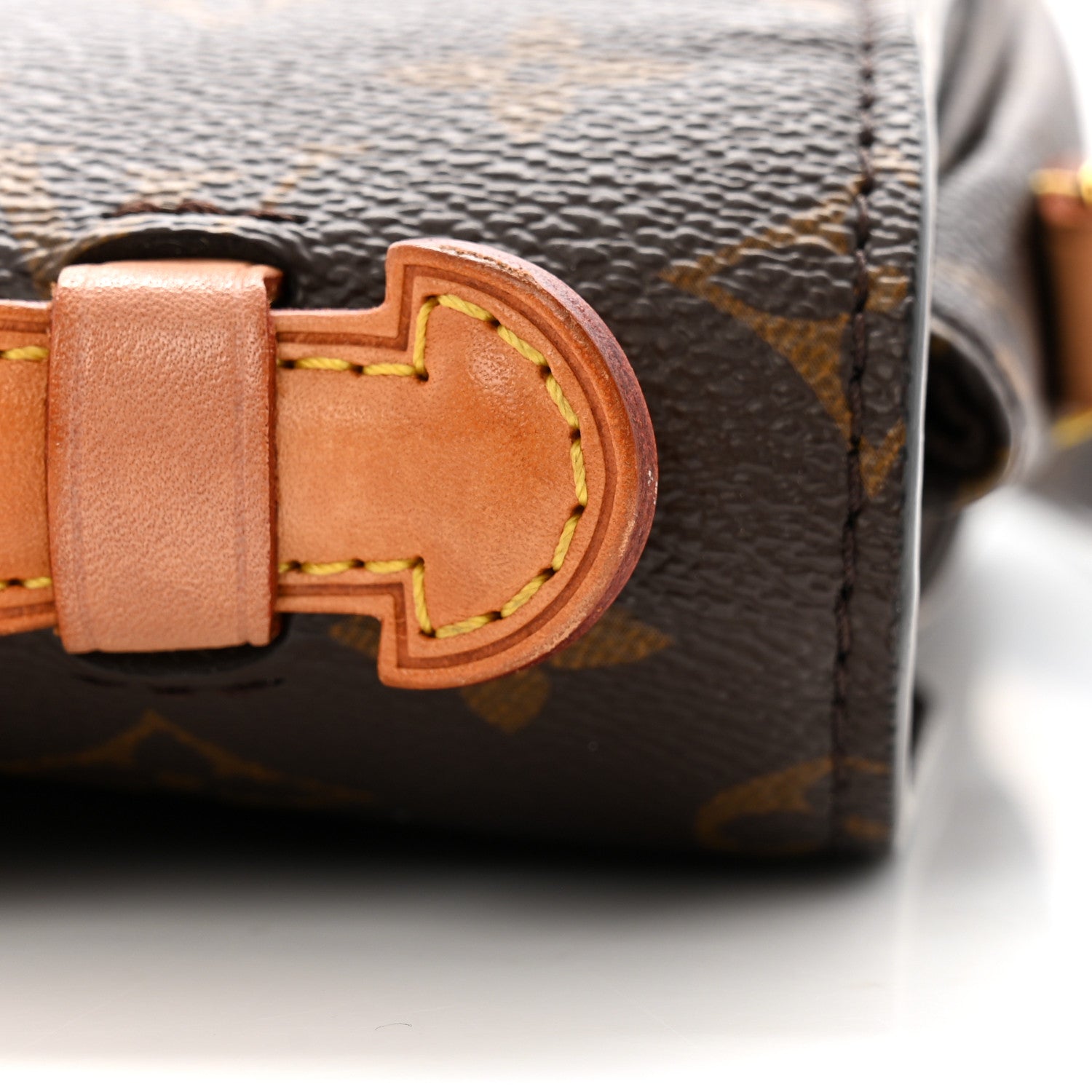 Louis Vuitton Monogram Pochette Metis 13 of 16