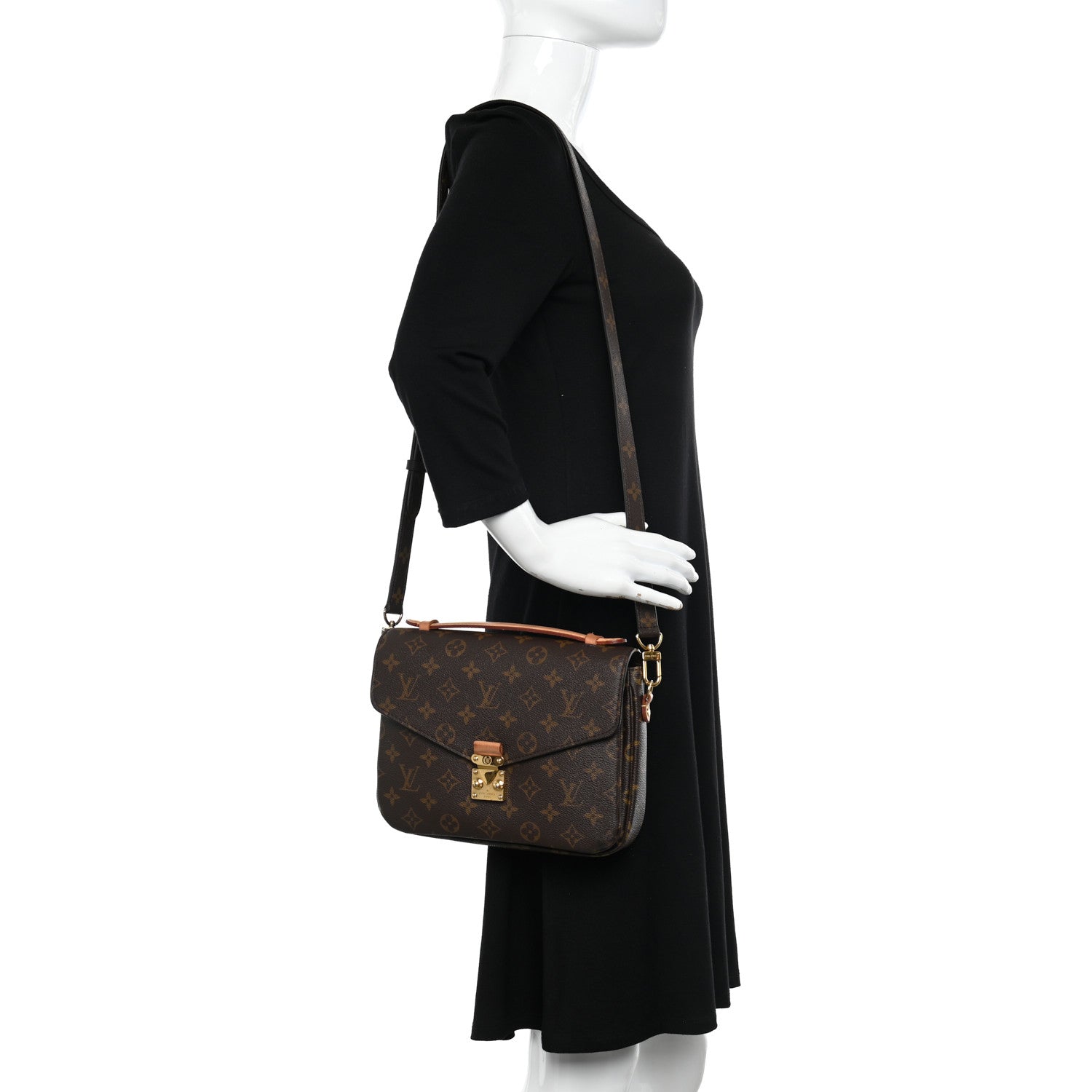Louis Vuitton Monogram Pochette Metis 2 of 11