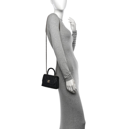 Caviar Quilted Coco Handle Clutch With Chain Black