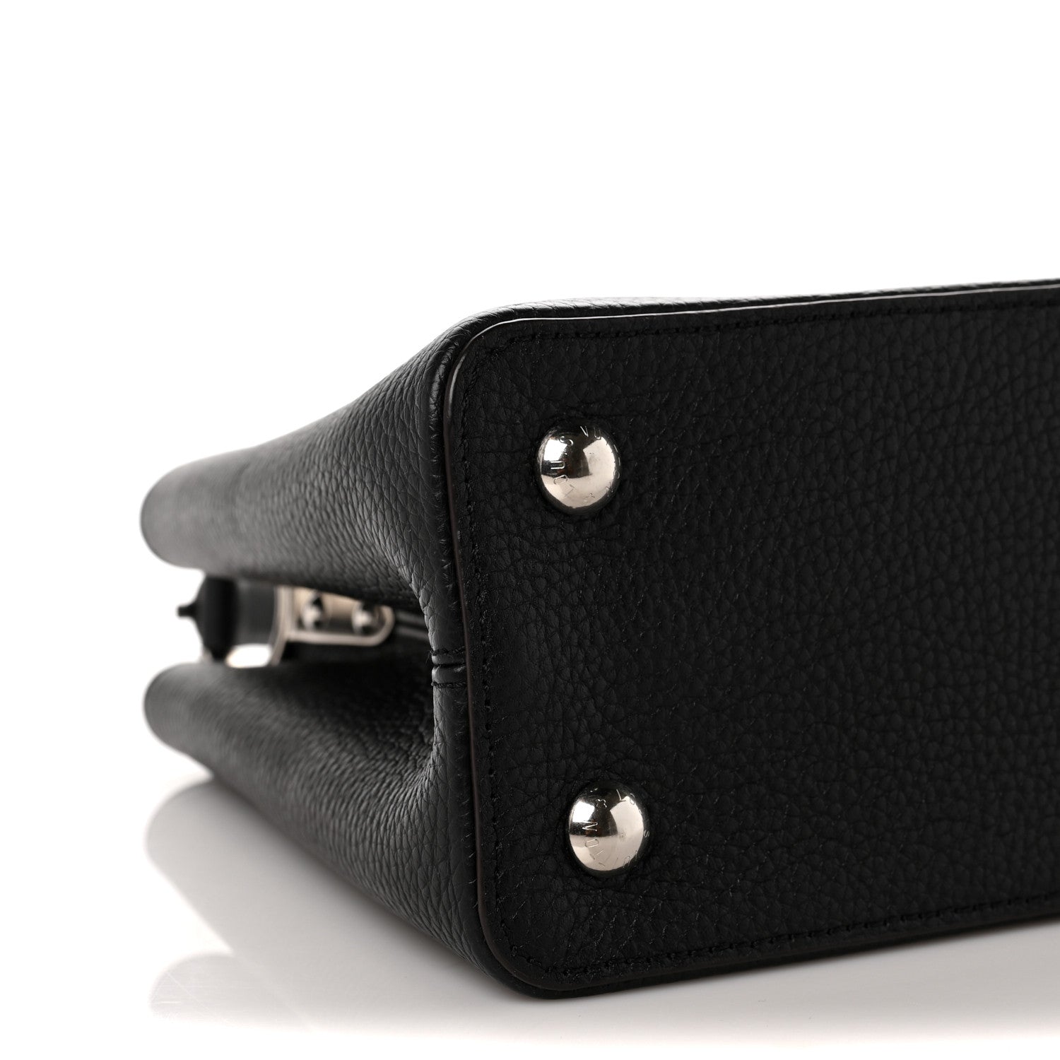 Louis Vuitton Taurillon Capucines PM Black 7 of 8