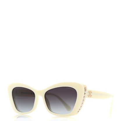 Chanel Acetate Pearl Cat Eye CC Sunglasses 5481-H White 1 of 9