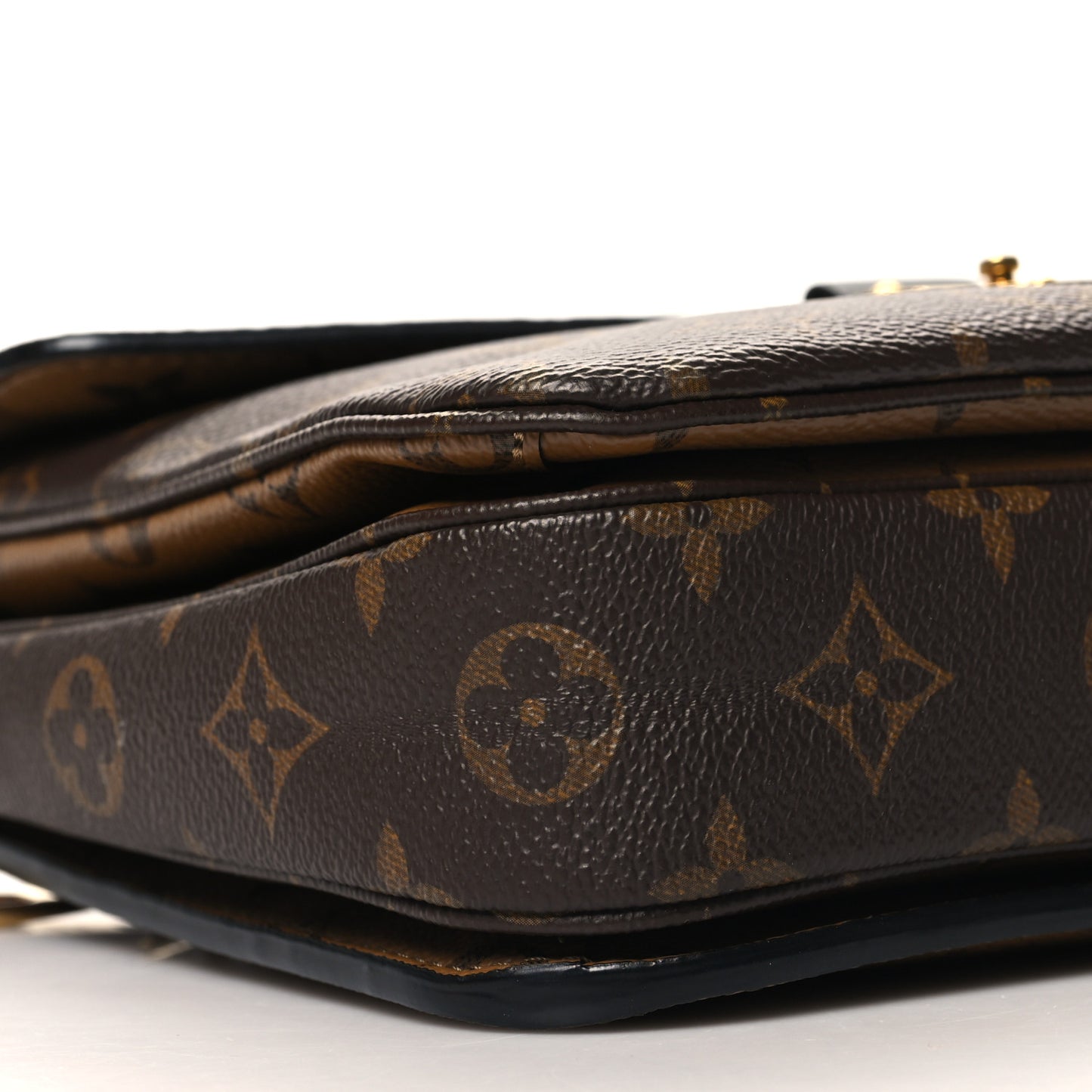 Reverse Monogram Pochette Metis