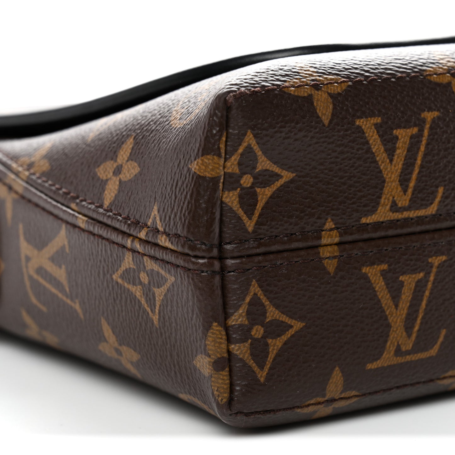 Monogram Macassar Magnetic Messenger