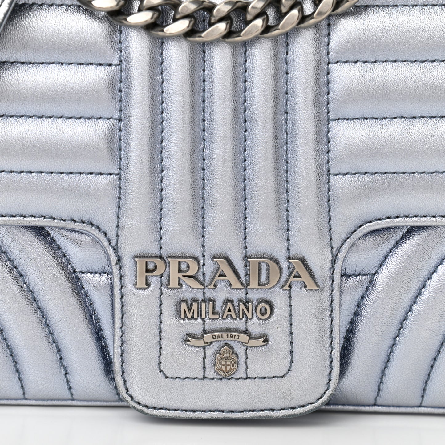 Nappa Impunture Diagramme Medium Chain Flap Shoulder Bag Silver