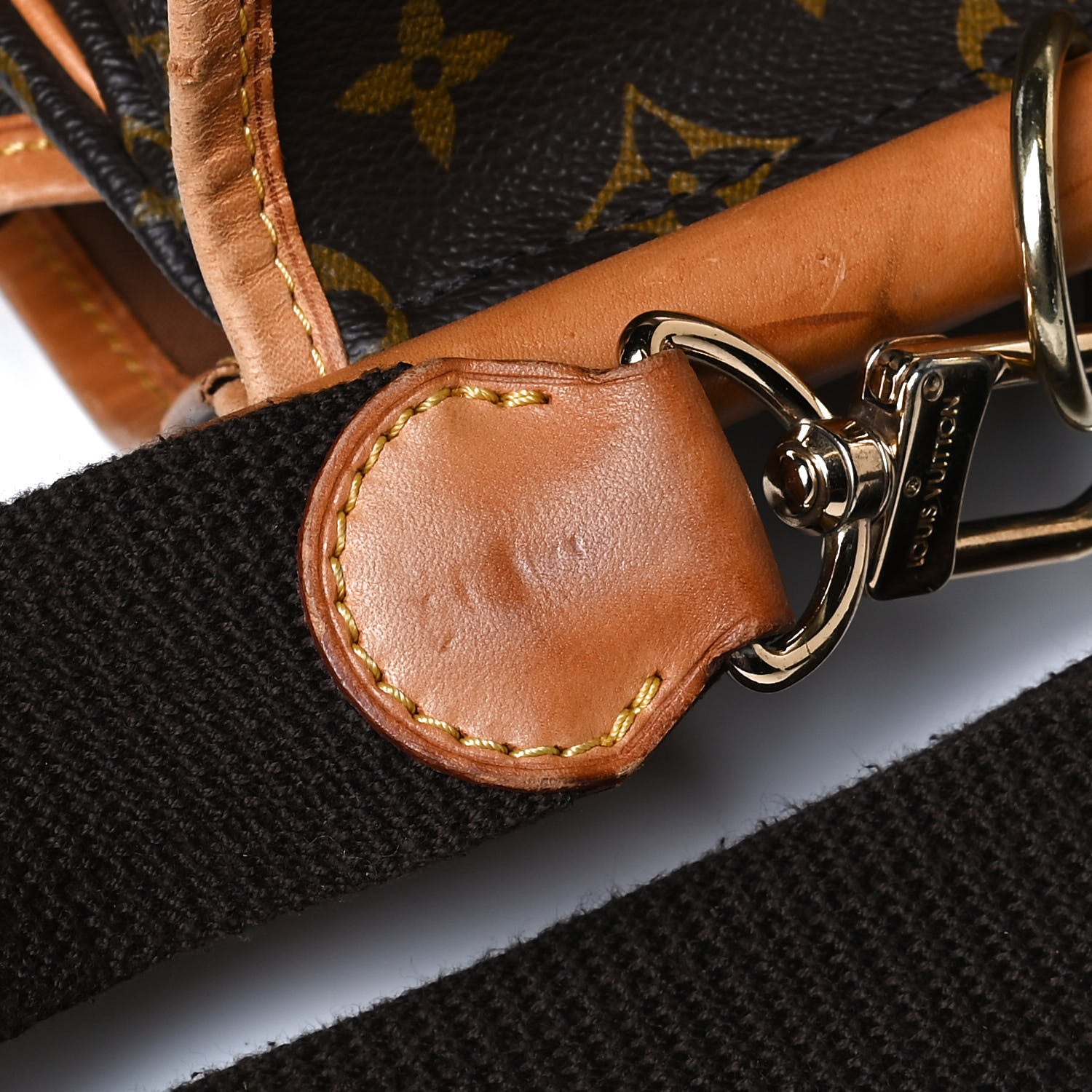 Louis Vuitton Monogram Sac Chasse Hunting Bag 16 of 27