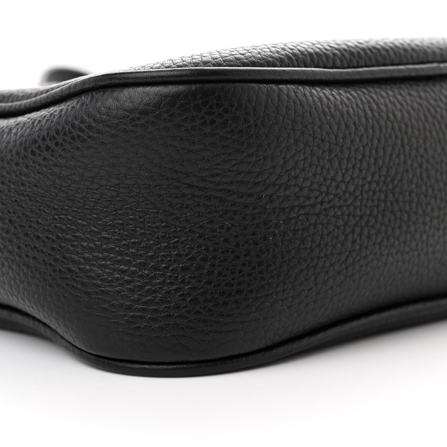 Gucci Pebbled Calfskin Small Soho Disco Bag Black 9 of 12