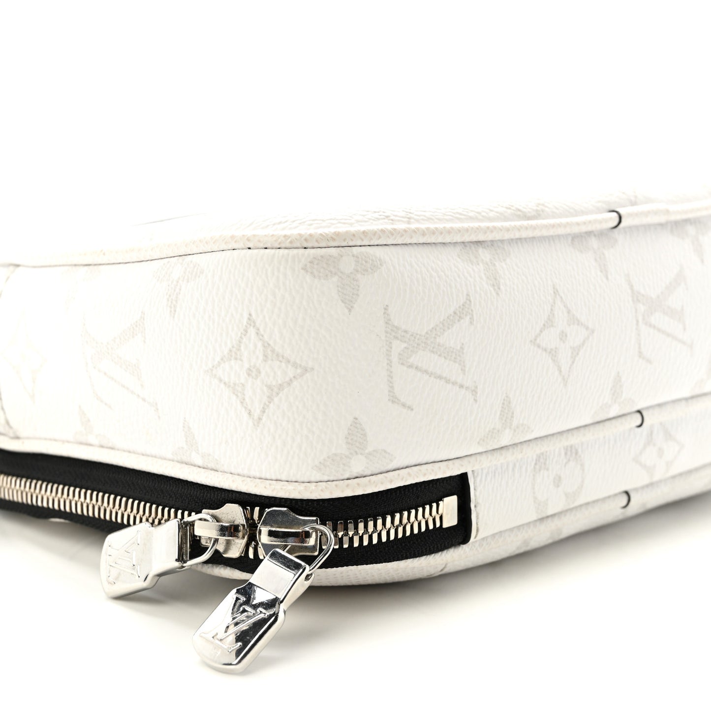 Taiga Monogram Alpha Messenger  Optic White