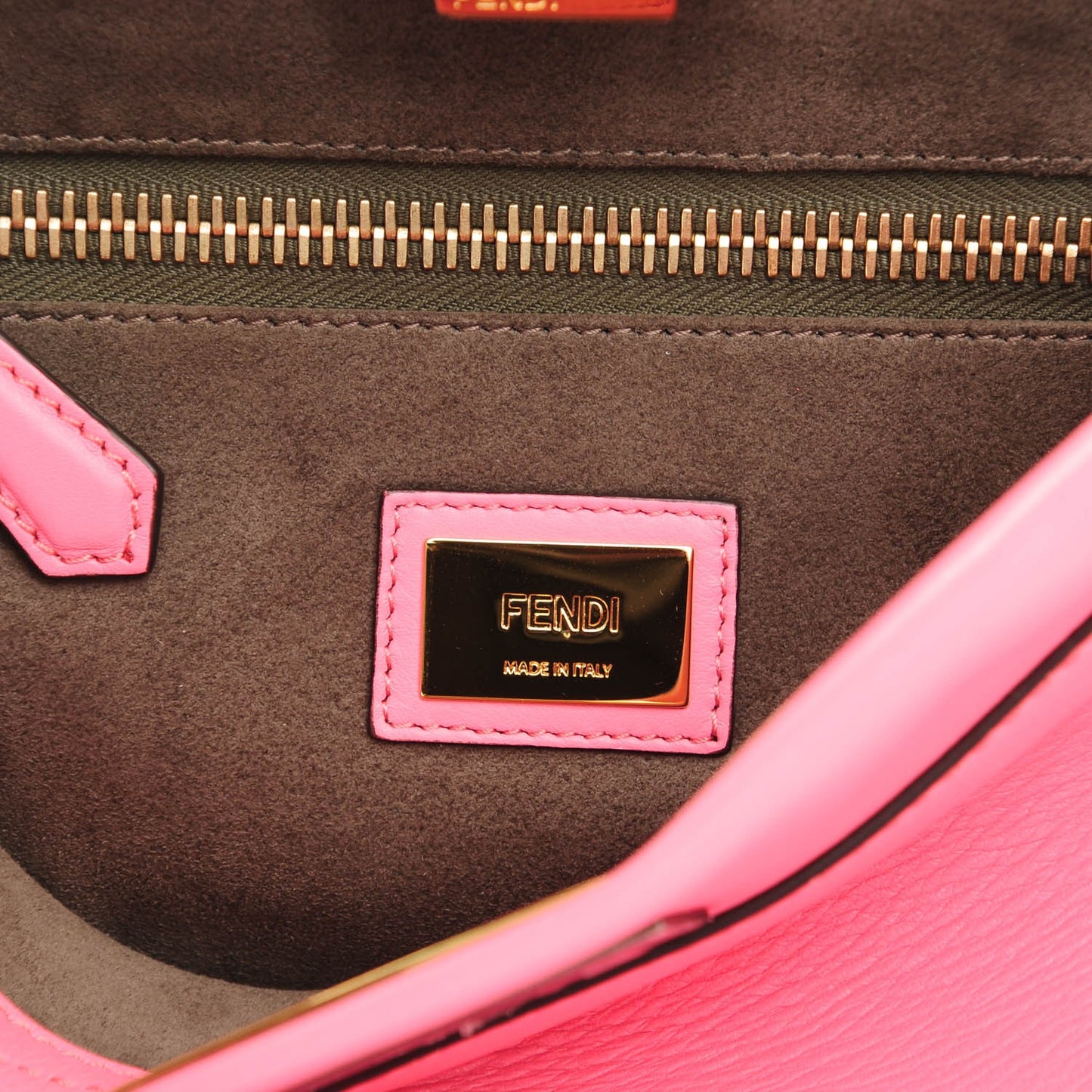 Vitello Seta Medium Peekaboo Iconic Satchel Pink