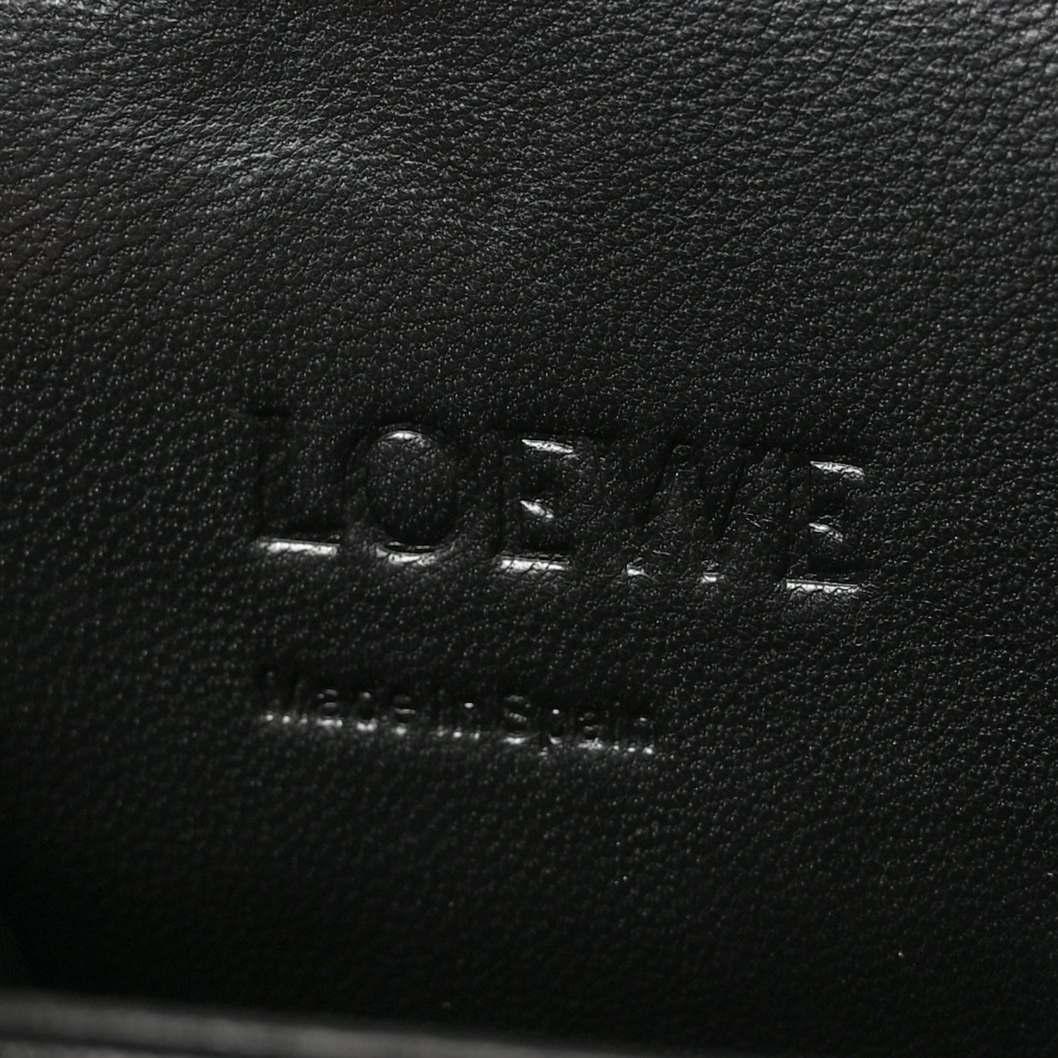 Loewe Crocodile Embossed Medium Barcelona Shoulder Bag Warm Desert 6 of 9