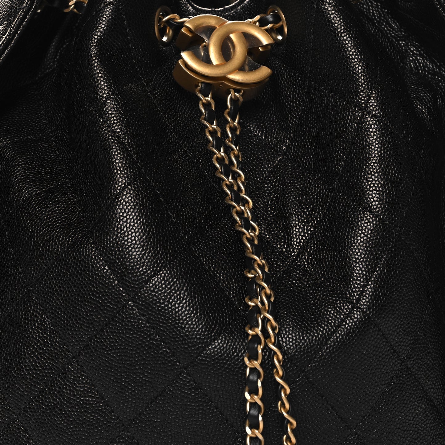Caviar Quilted Medium Chanel 25 Handbag Black