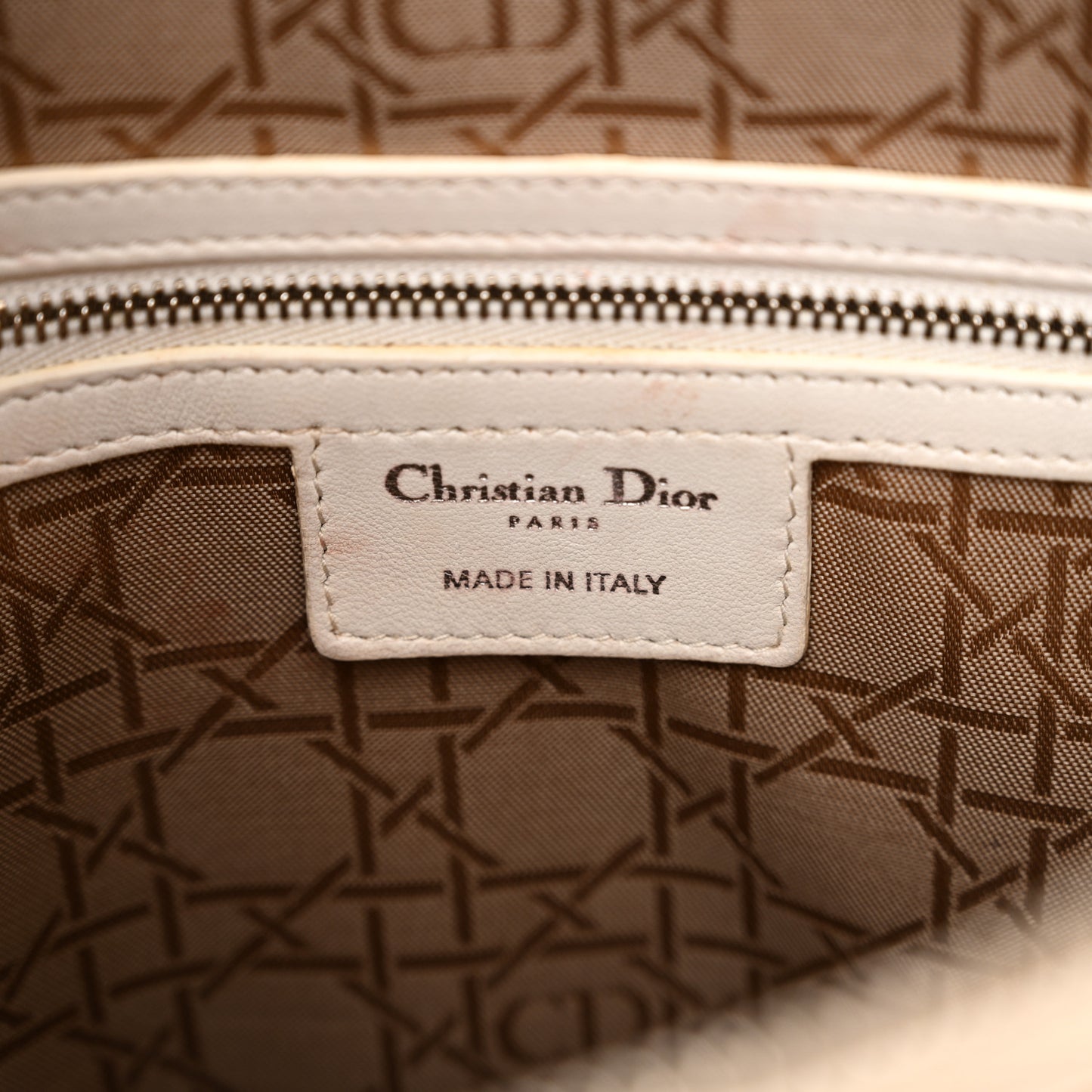 Lambskin Cannage Large Lady Dior White