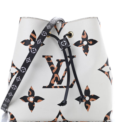 Louis Vuitton Monogram Giant Jungle NéoNoé Ivory 8 of 10