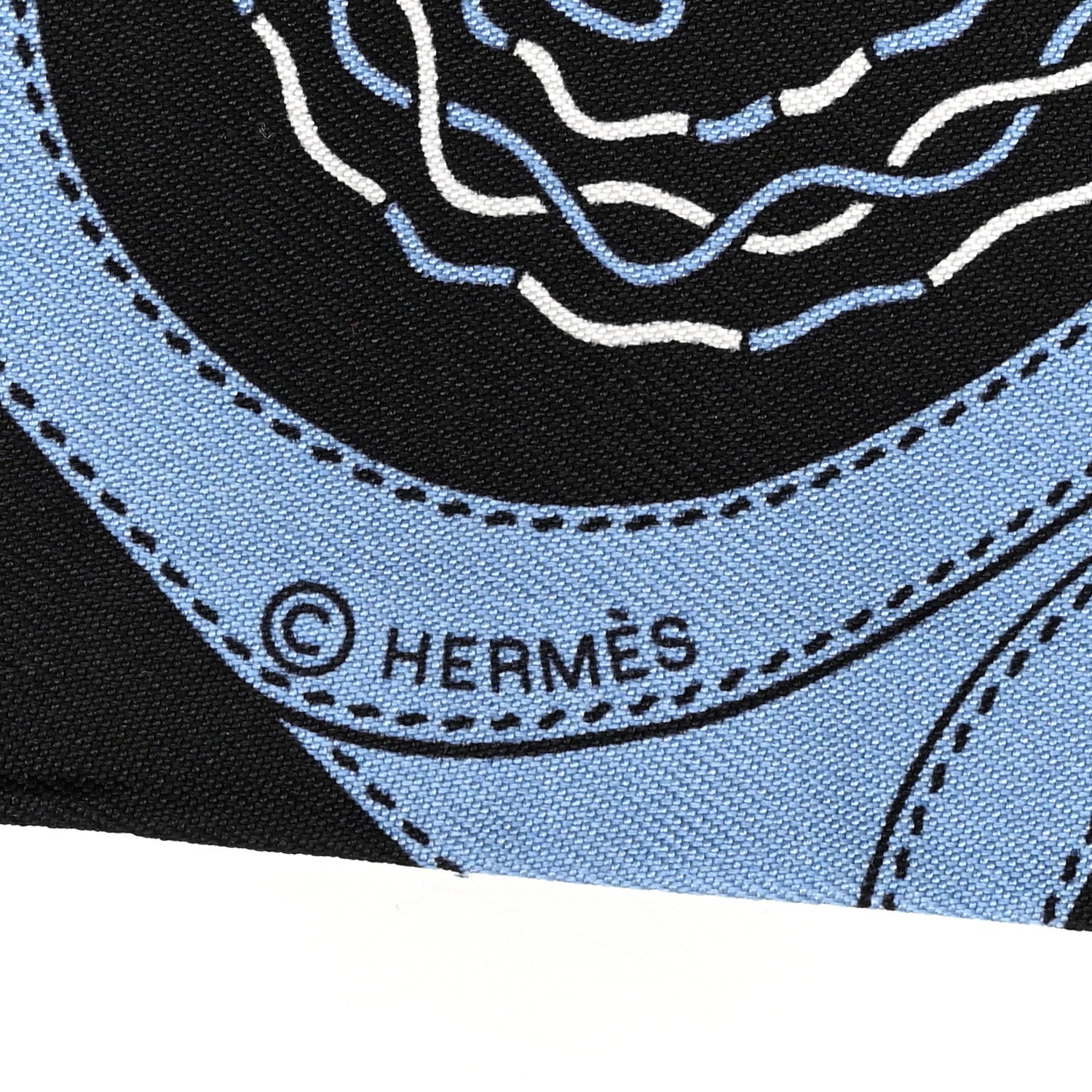 Hermes Silk Festival des Amazones Twilly Bleu Jean White Black 4 of 4