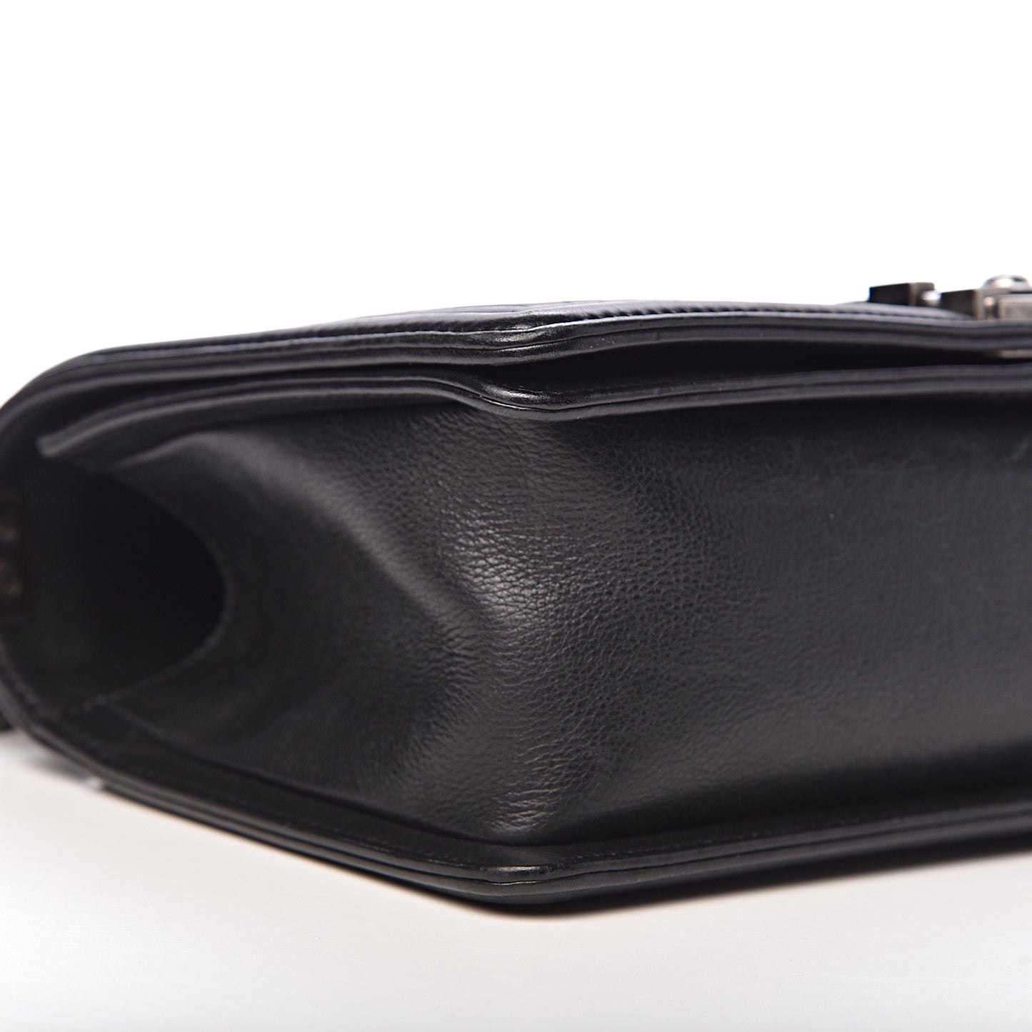 Calfskin Quilted Medium Boy Flap Black