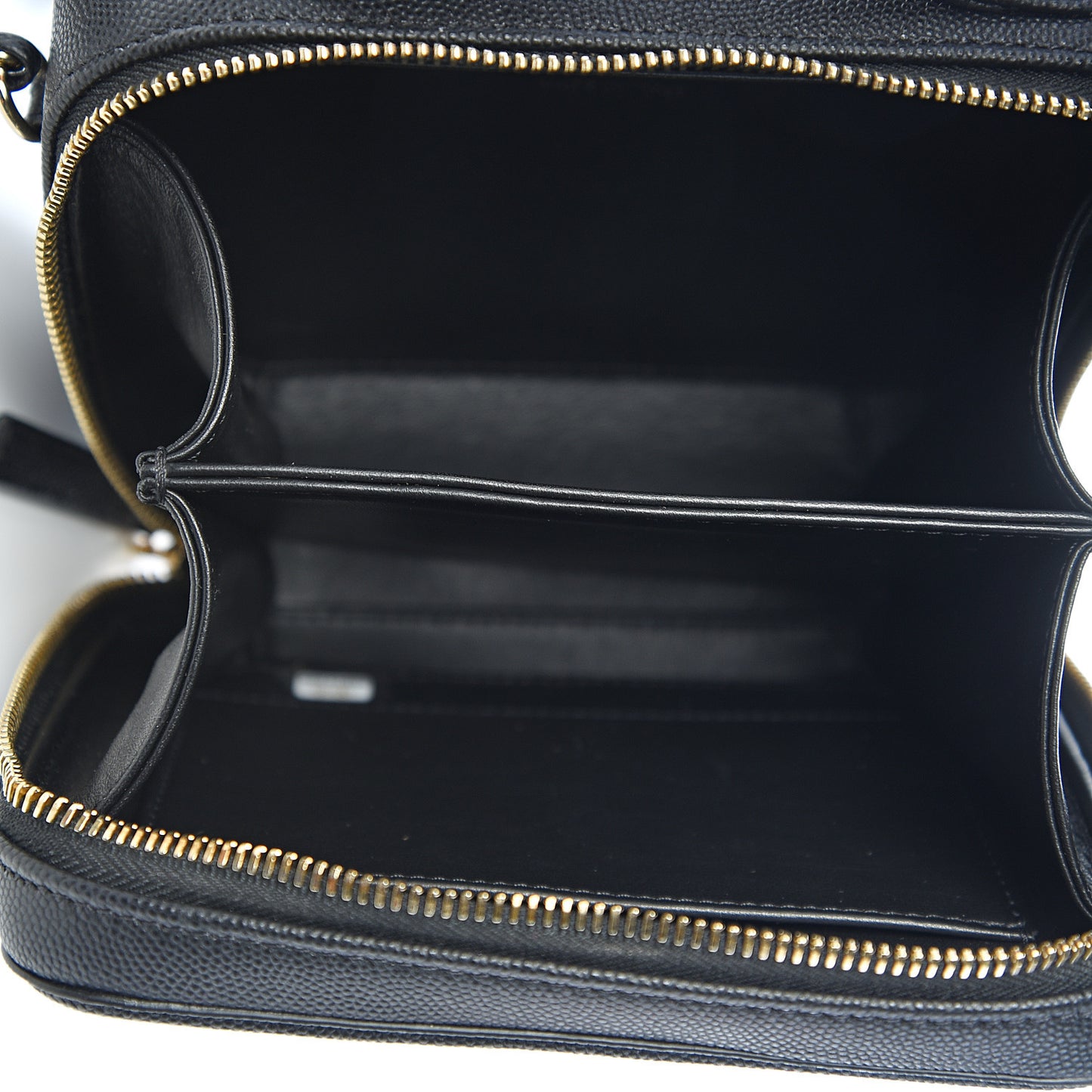 Caviar Quilted Small CC Filigree Vanity Case Black