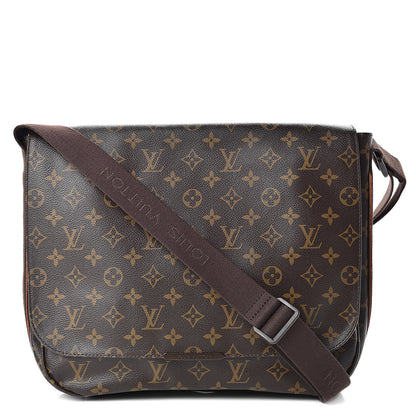 Louis Vuitton Monogram Beaubourg MM Messenger Bag 1 of 14