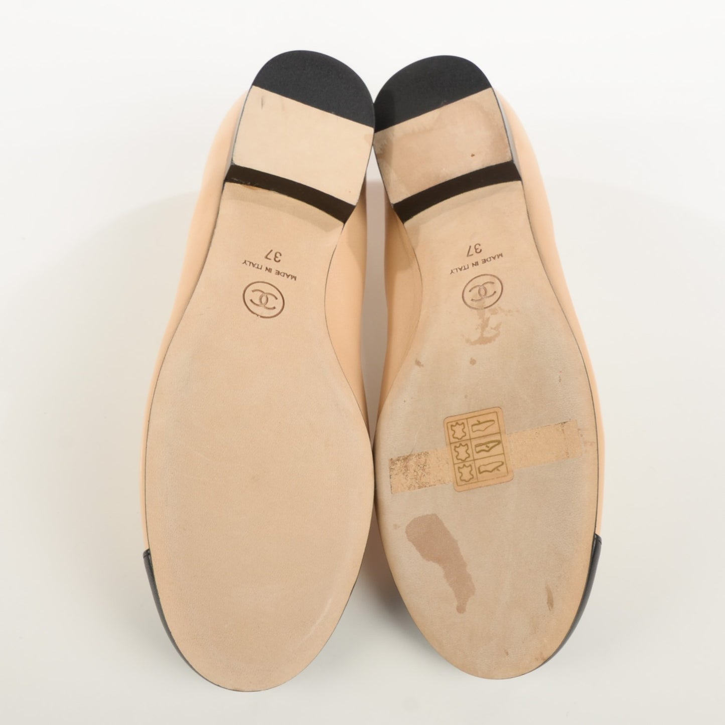 Lambskin Cap Toe Ballerina Flats 37 Beige Black