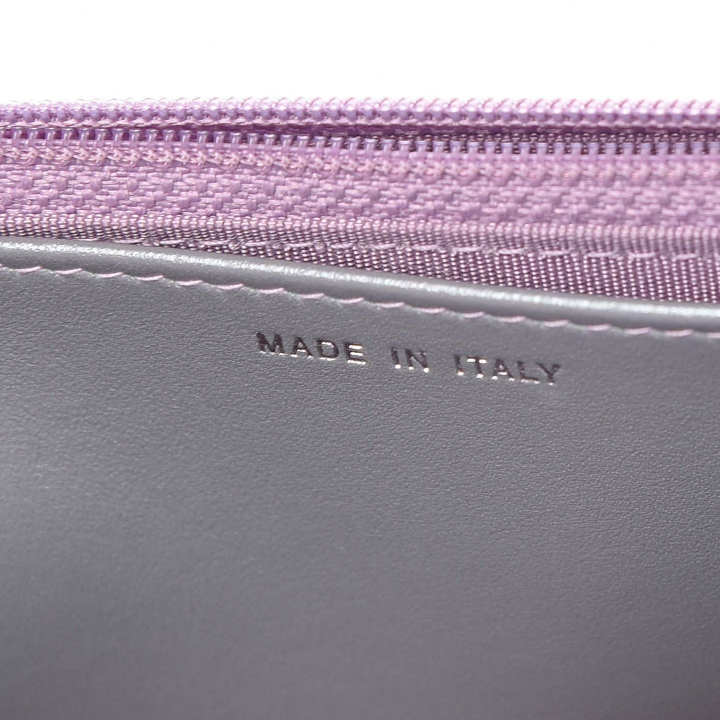 Iridescent Lambskin Quilted Reissue Wallet On Chain WOC Light Purple