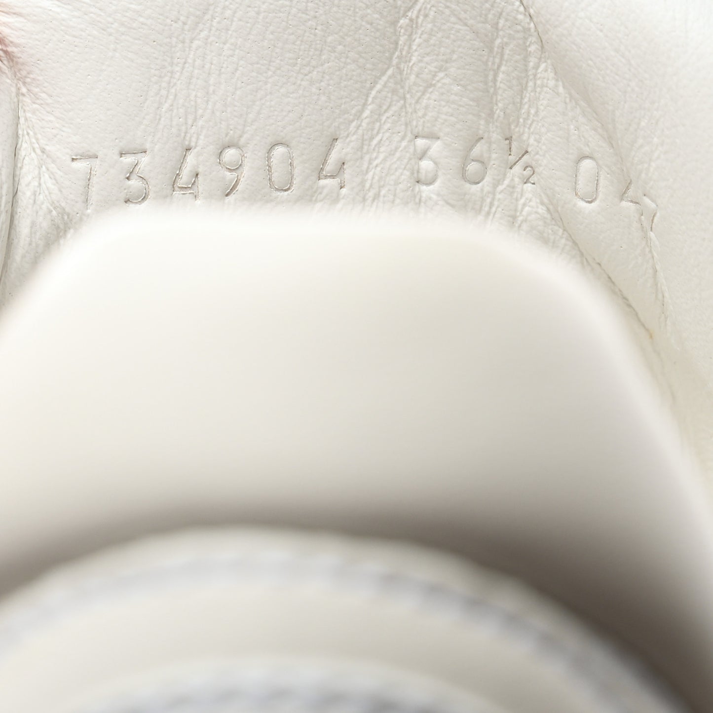 Ultralight Plutone Calfskin Womens Gucci Run Sneakers 36.5 Great White