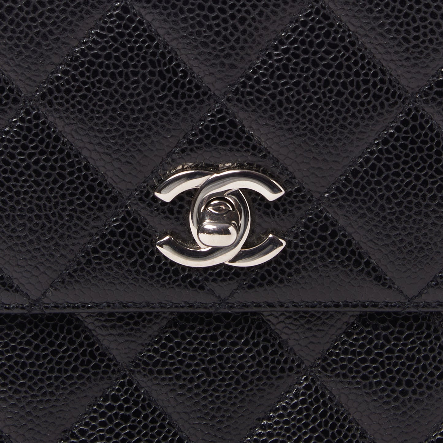 Caviar Quilted Jumbo Kelly Flap Black