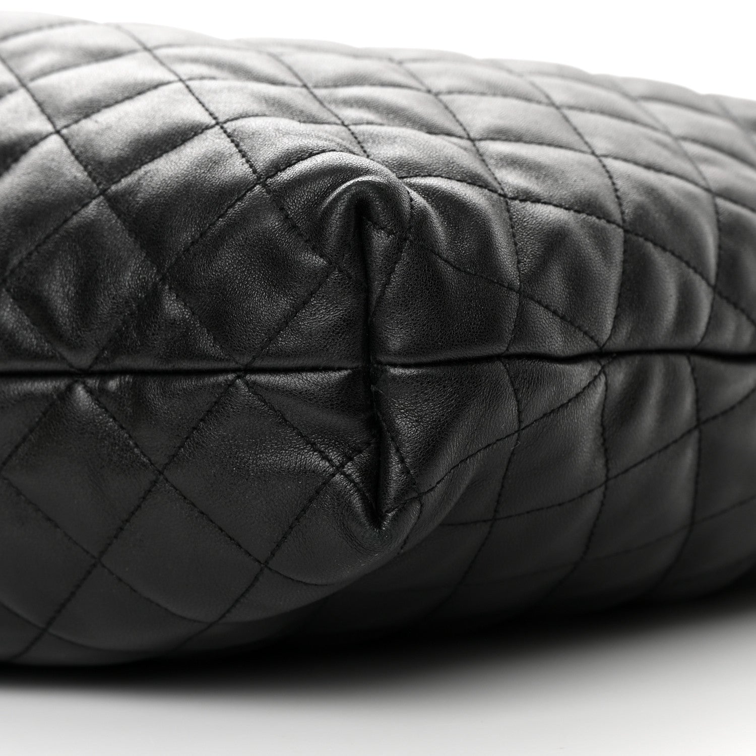 Saint Laurent Lambskin Quilted Maxi Icare Shopping Tote Black 11 of 12