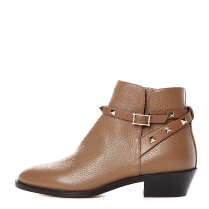 Valentino Garavani Grained Calfskin Rockstud Single Buckle 35mm Cowboy Ankle Boots 37 Nocciola 1 of 8