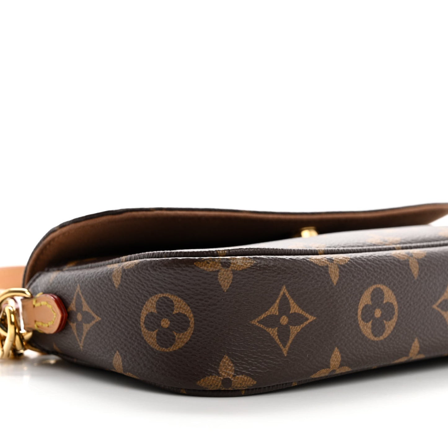 Monogram Ivy Wallet On Chain