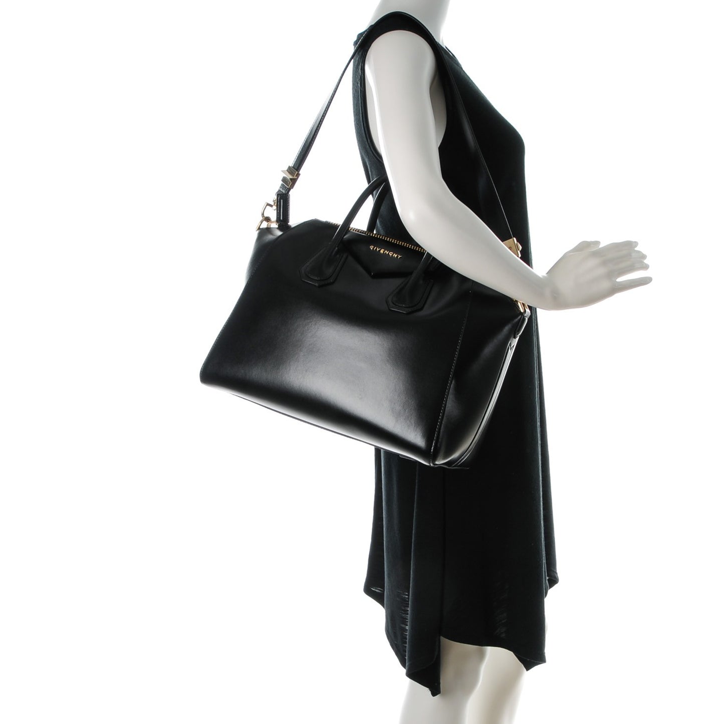 Shiny Lord Calfskin Medium Antigona Black