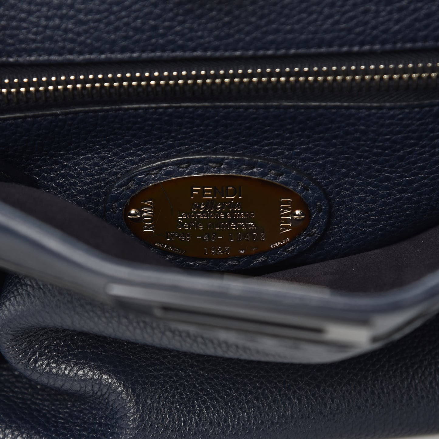 Cuoio Romano Selleria Medium Peekaboo Iconic Satchel Blue Notte