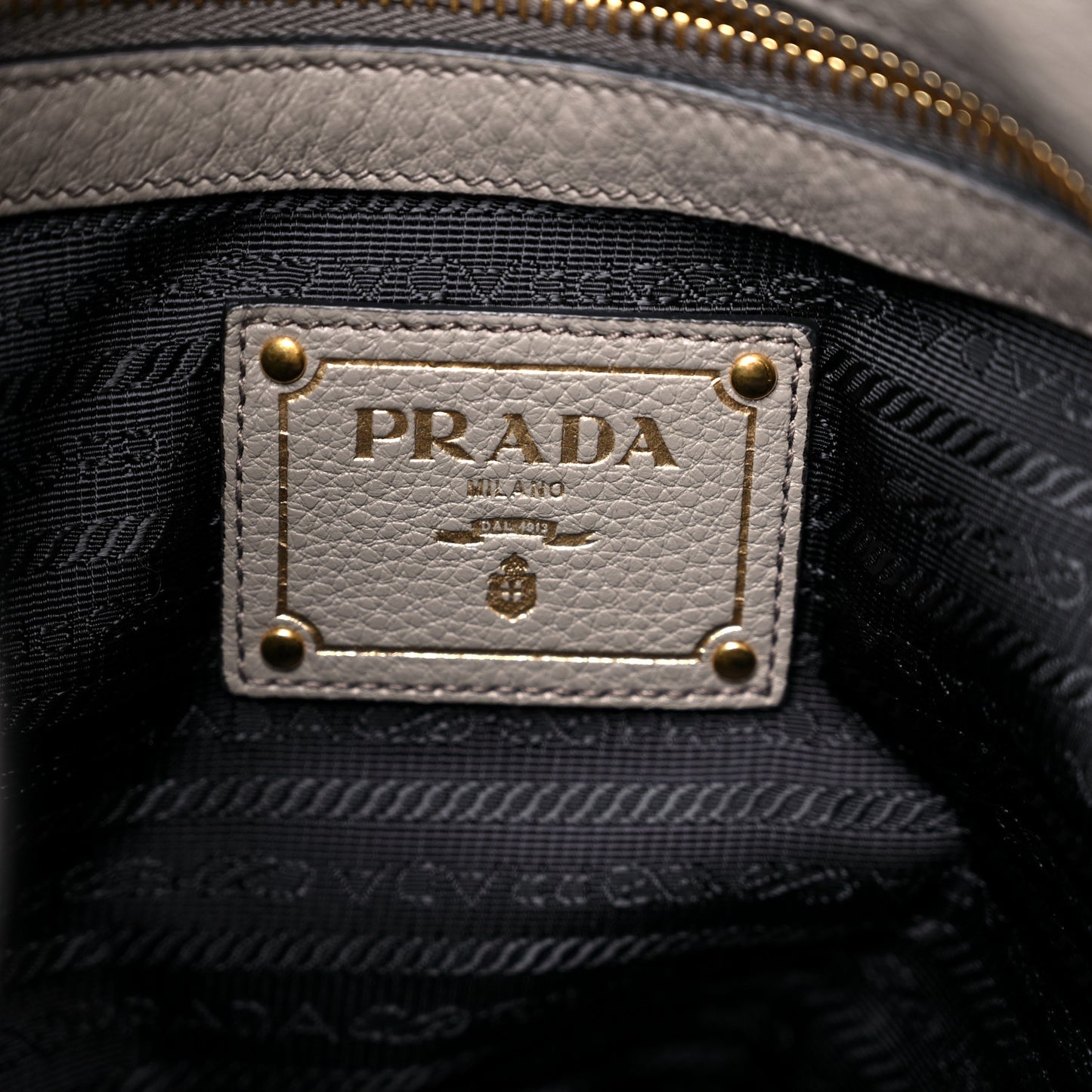 Vitello Phenix Logo Hobo Argilla