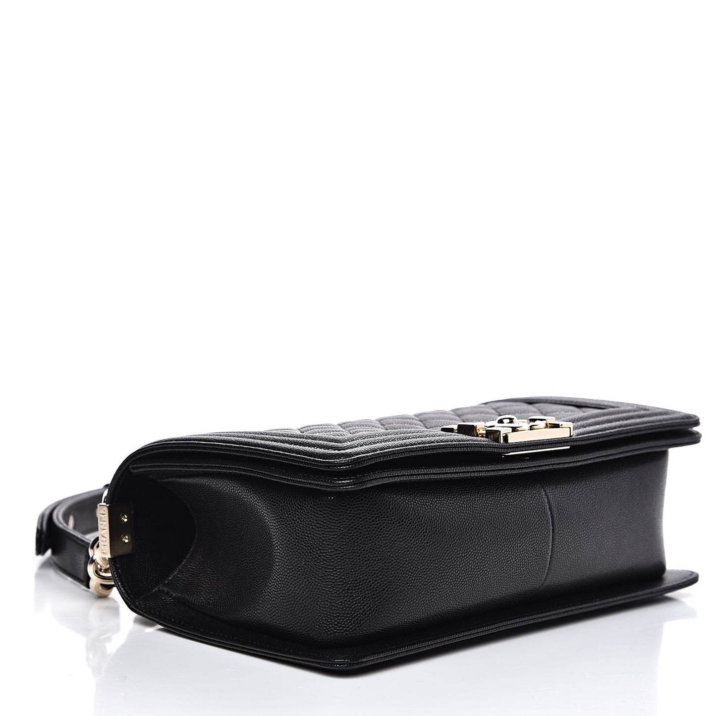Caviar Quilted Medium Boy Flap Black