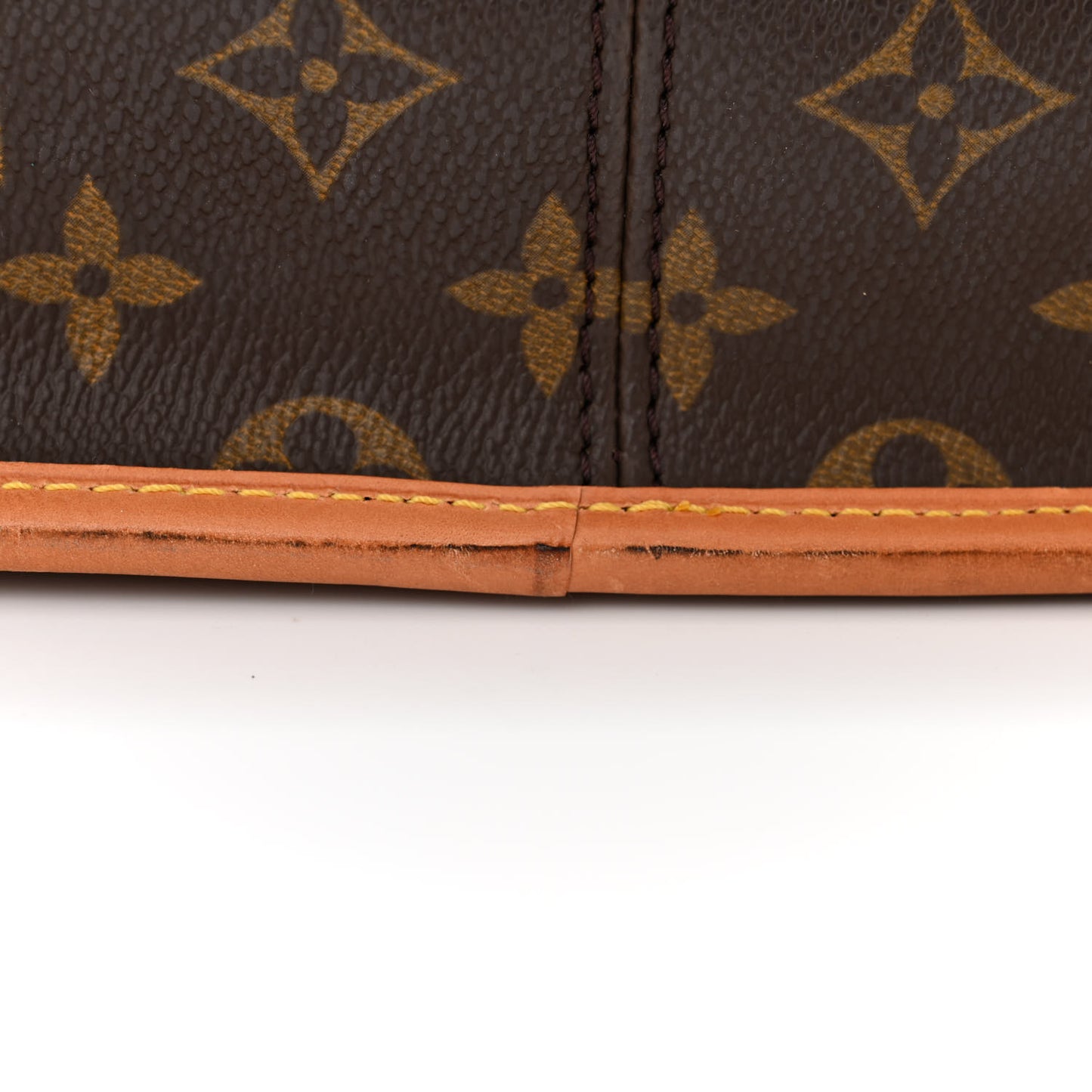 Monogram Sologne