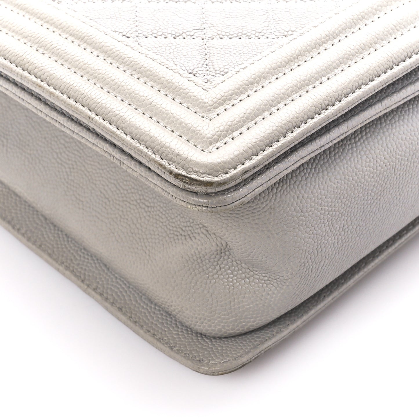 Caviar Quilted New Medium Boy Flap Grey