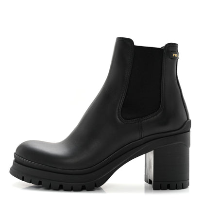 Prada Vitello Montana Lug Sole Chelsea 55mm Boots 40.5 Black 1 of 9