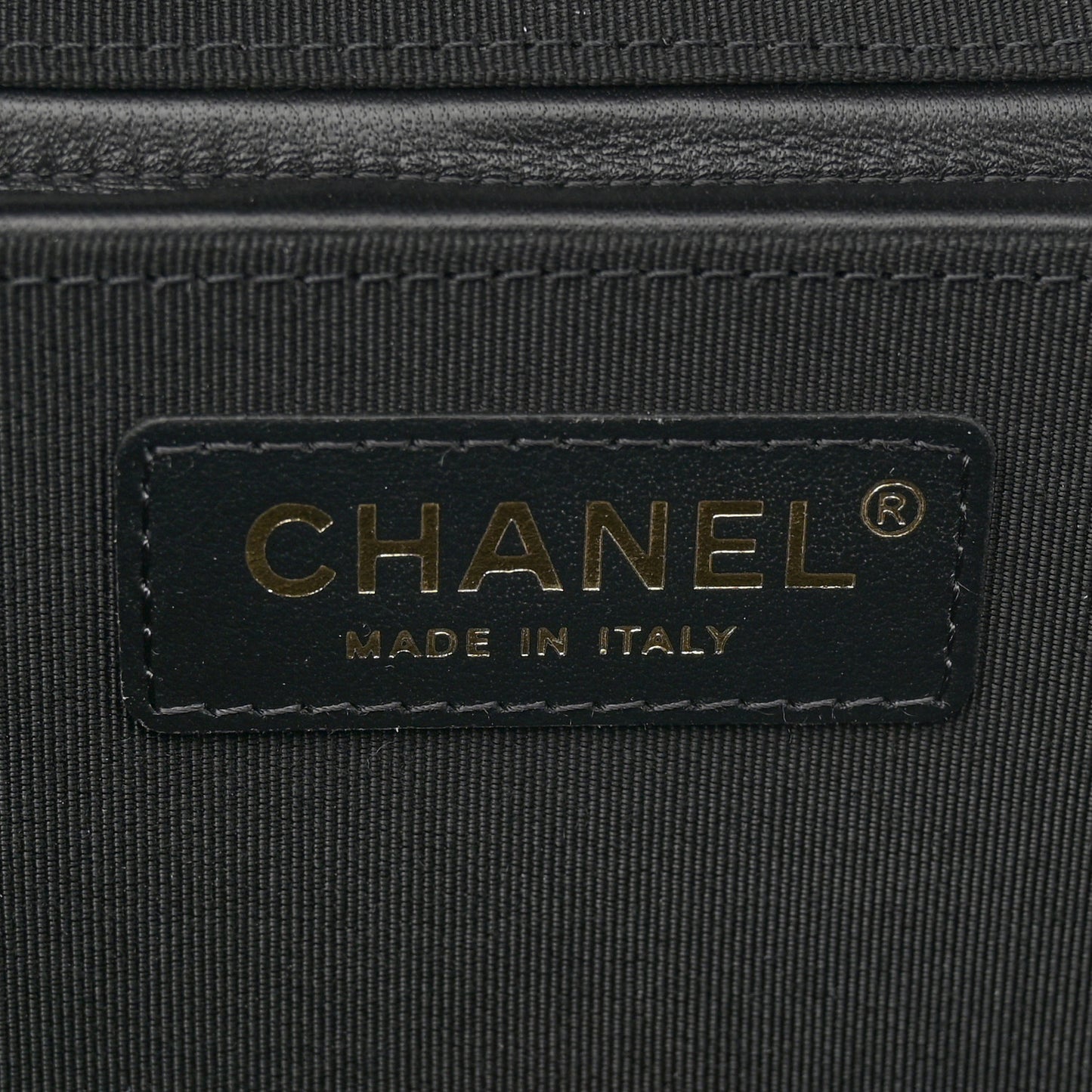 Lambskin Quilted Vendome Case Black