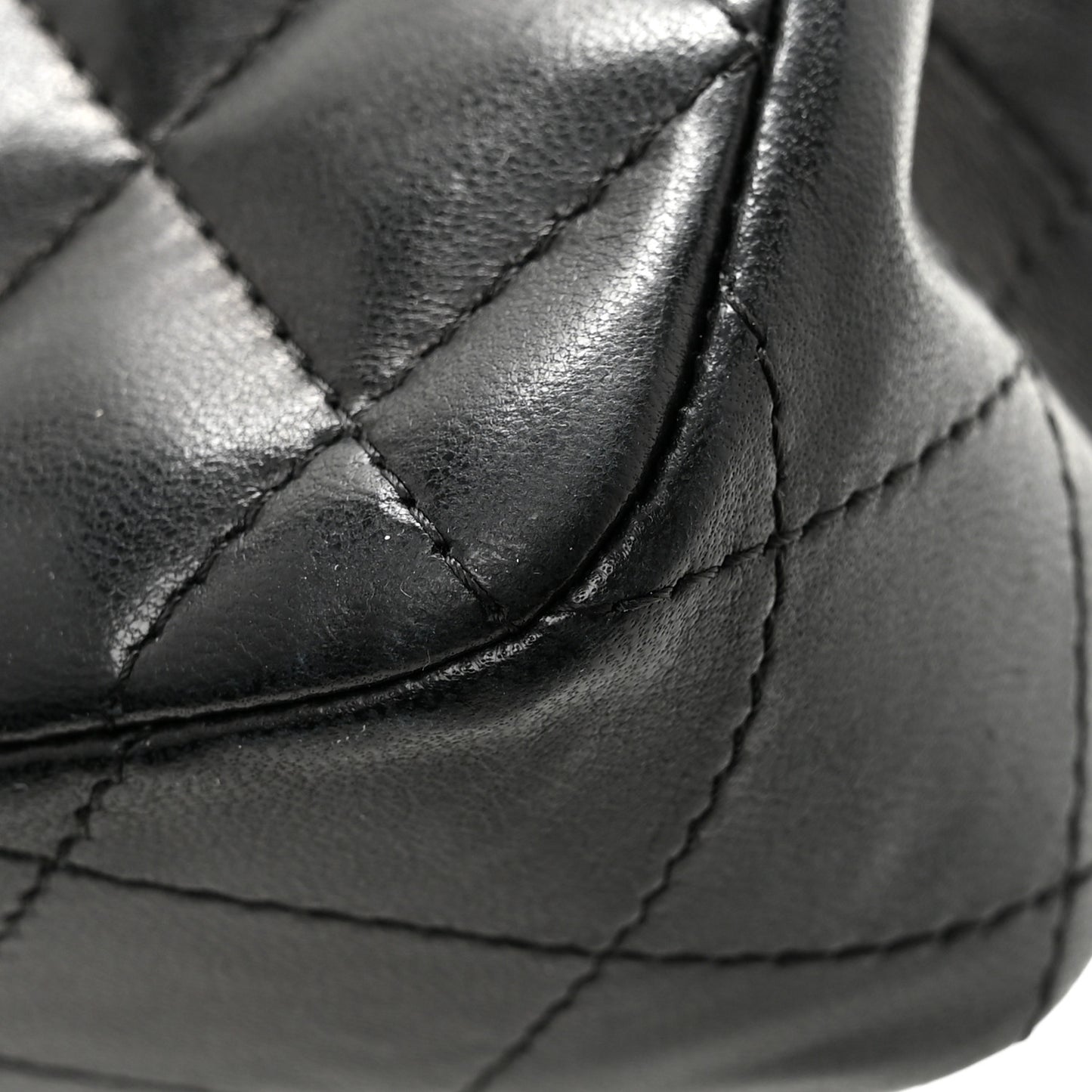 Lambskin Quilted East West Flap Black