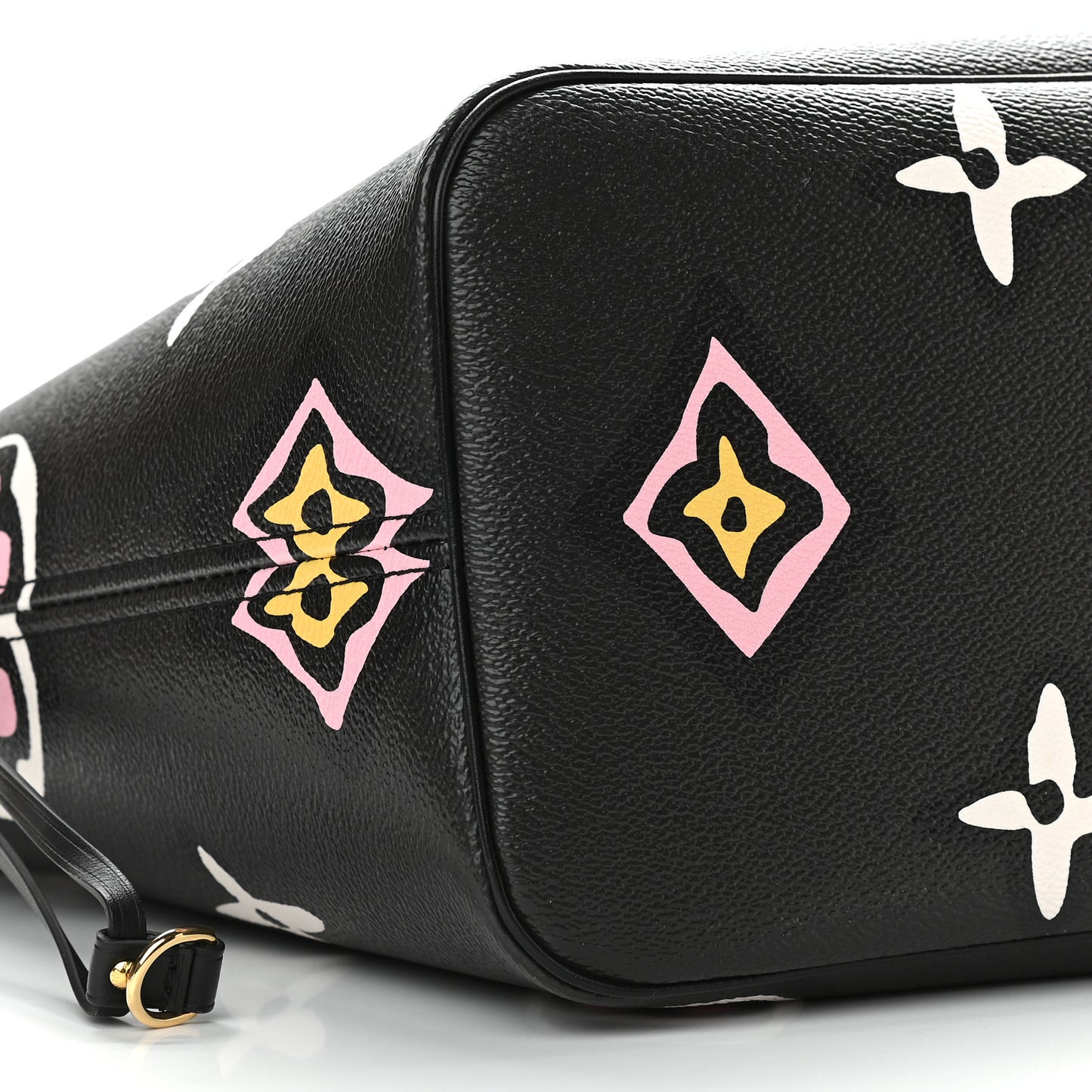 Monogram Giant Wild At Heart Neverfull MM Black