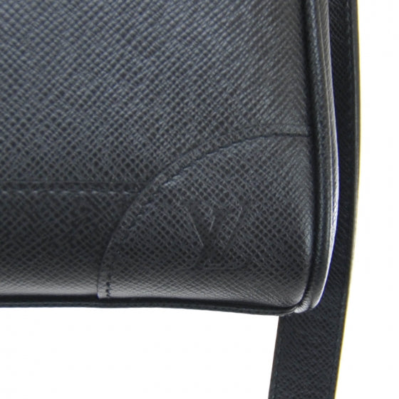 Louis Vuitton Taiga Luka Ardoise 5 of 8