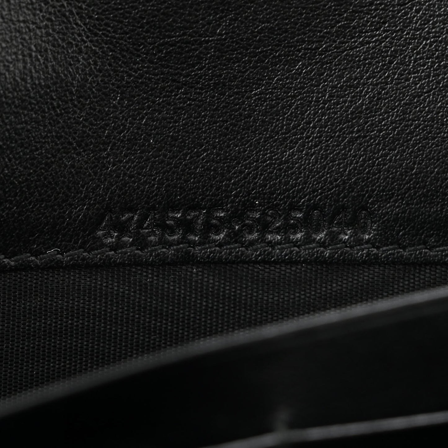 Calfskin Matelasse GG Marmont Chain Wallet Black