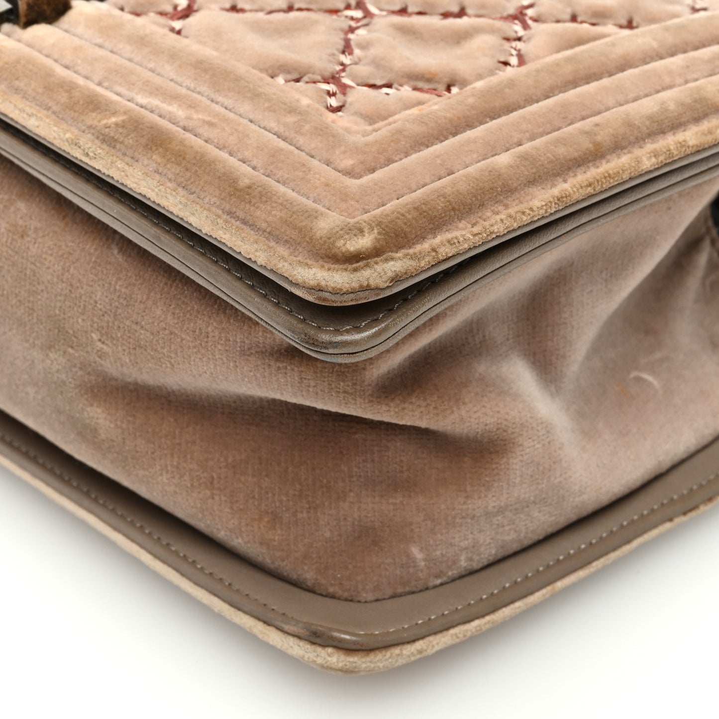 Velvet Tweed Quilted Medium Boy Flap Beige