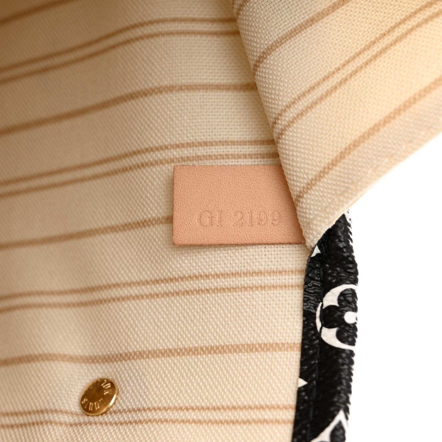 Monogram Giant Jungle Neverfull MM Ivory