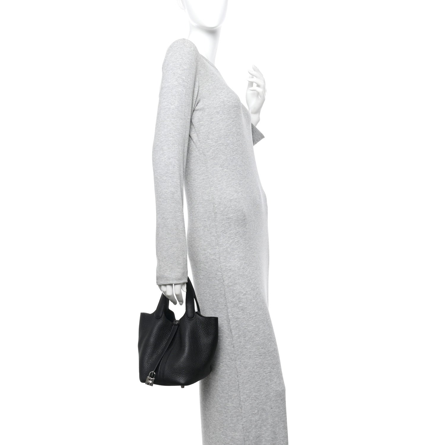 Hermes Taurillon Clemence Picotin Lock 18 PM Black 3 of 17