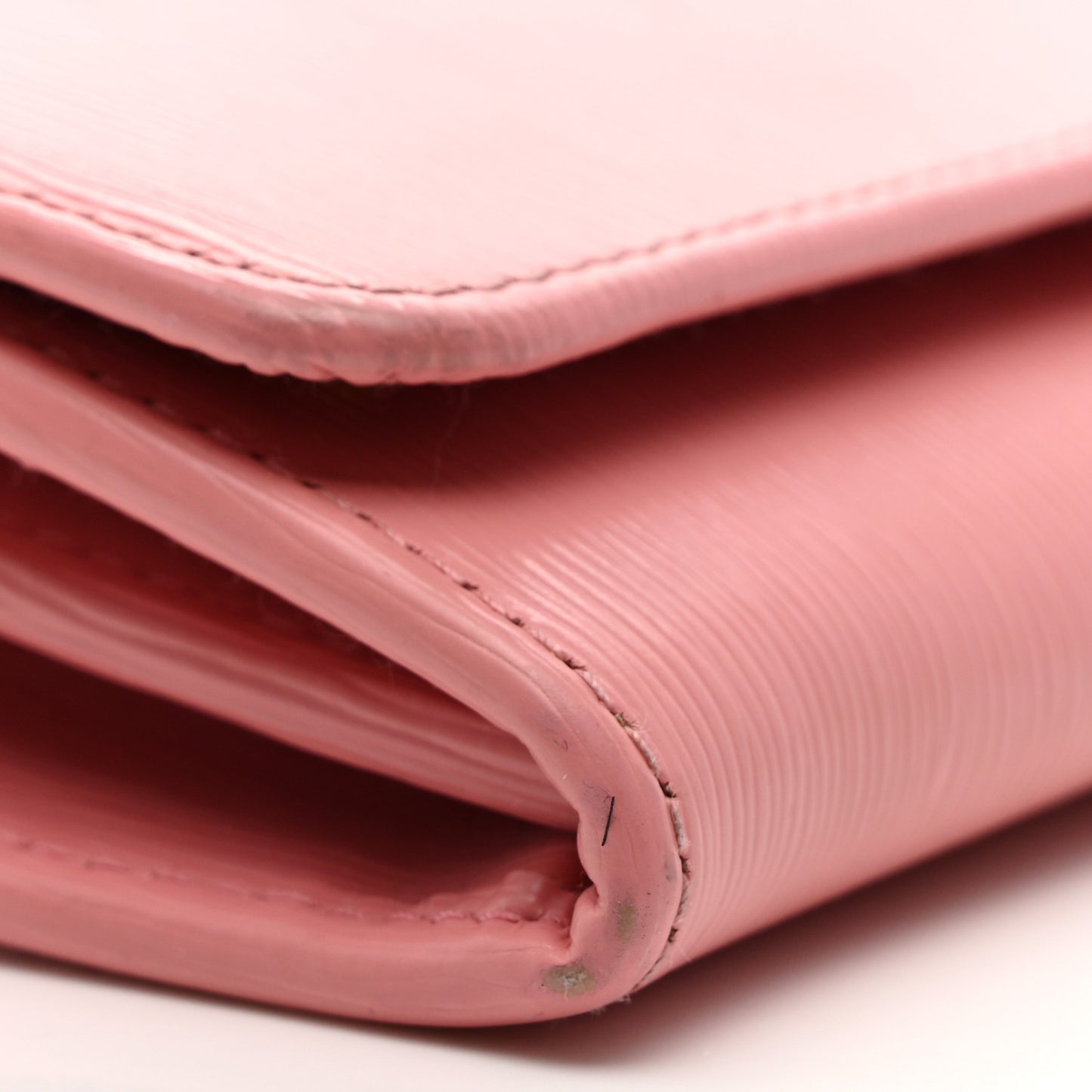 Saffiano Continental Flap Wallet Geranio